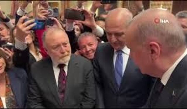 23 Nisan Resepsiyonunda Erdoğan-Bahçeli Görüşmesi Gerçekleşti