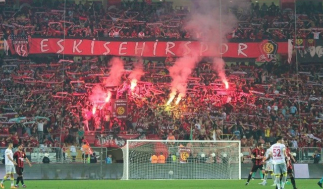 Kazım Kurt, Eskişehirspor'a Destek Mesajı Yayınladı