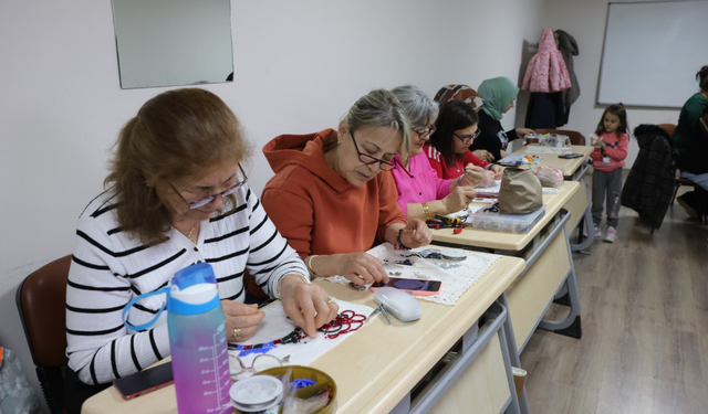 Selami Vardar’da Kadınlara Üretim Atölyesi