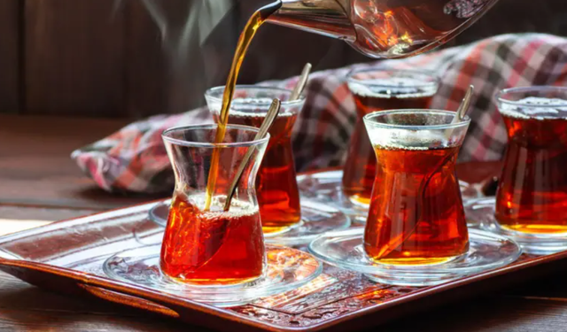 Sofraların Vazgeçilmezi Çaya Zam Geldi