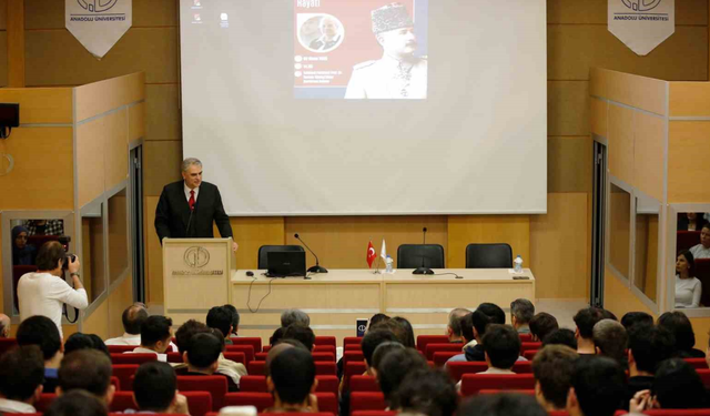 Timsal Karabekir’den Tarih Dersi Niteliğinde Söyleşi