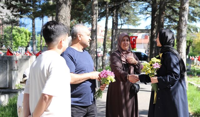 Başkan Ünlüce’den Bayramda Anlamlı Ziyaretler