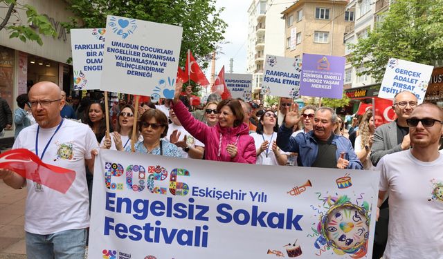 Engelsiz Sokak Festivali Coşkuyla Kutlandı