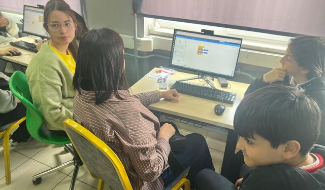 Eskişehir'de Öğrenciler Robotik ve 3D Tasarımla Buluştu