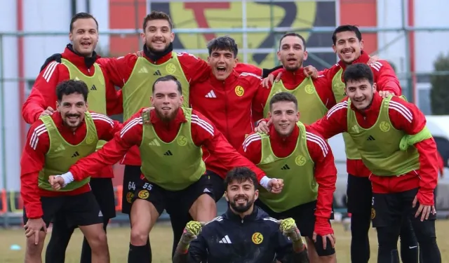 Play-Off şokunun ardından sözleşmeleri biten amatör futbolcular boşa çıktı: Şimşekler bavulunu topladı ama gözü kulağı yönetimde!