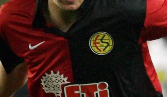 Eskişehirspor’un eski golcüsü hakkında kırmızı bülten çıkarıldı