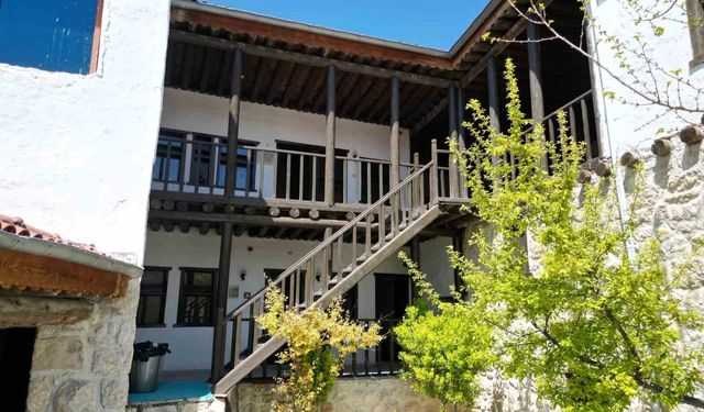 Nasreddin Hoca’nın Evi Yenilendi: Ziyaretçiler Akın Etti!