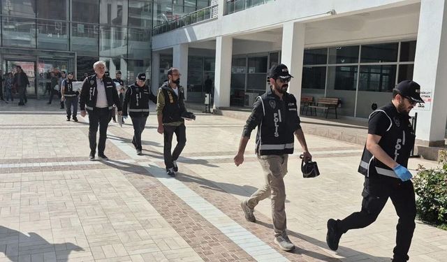 Tepebaşı Belediyesi Operasyonunda 25 Gözaltı