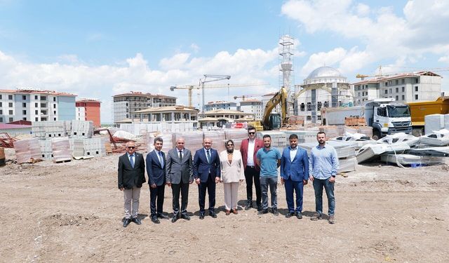 Eskişehir AK Parti heyeti TOKİ şantiyesini ziyaret etti