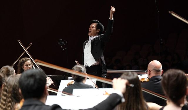 Eskişehir Orkestra Şefliği Yarışması Ödülleri Dağıtıldı