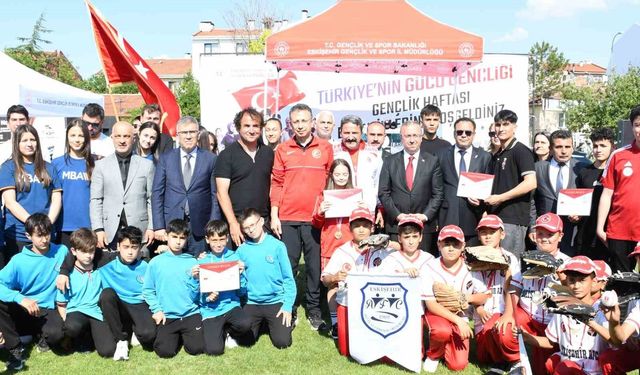 Eskişehir’de Gençlik ve Spor Şöleni Coşkusu Yaşandı