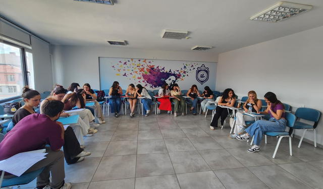 Geleceğin Psikolojik Danışmanları "Flört Şiddeti Atölyesi'nde" Buluştu