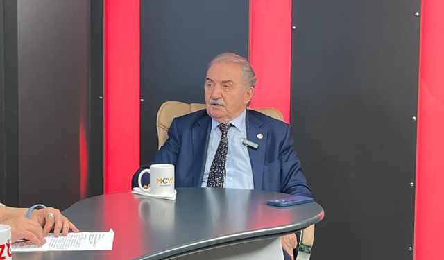 Namık Kemal Zeybek Siyaset Kulislerinin Perde Arkasını Anlattı