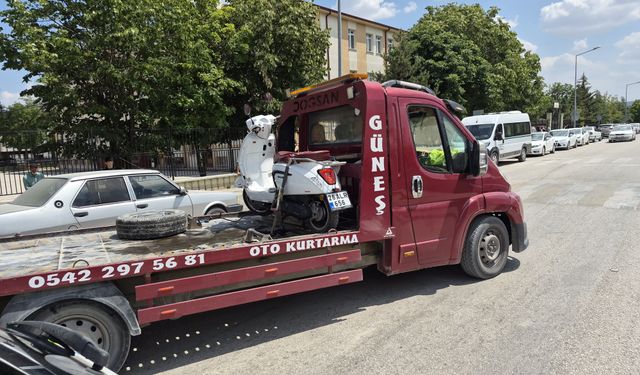 Eskişehir'de Hatalı U Dönüşü Kazaya Neden Oldu: 1 Yaralı