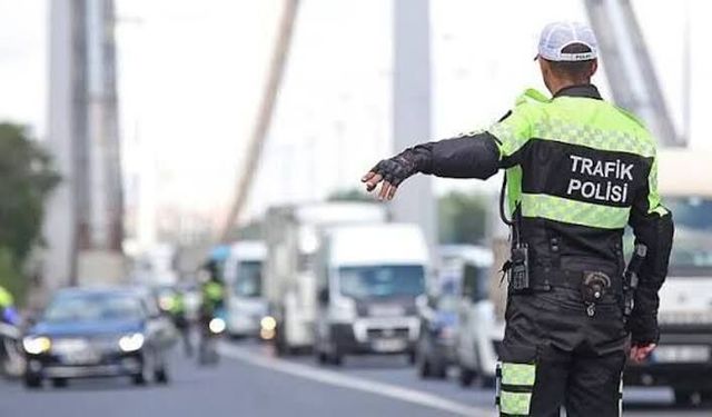 Eskişehir'de Trafik Denetimlerinde 8 Bin 945 Ceza Kesildi