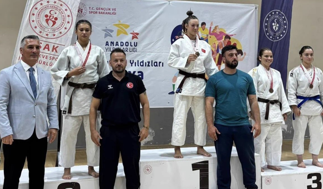 Eskişehirli Judocular Analig'de Yarı Finale Yükseldi