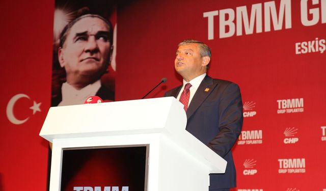 Özgür Özel Eskişehir'de Grup Toplantısı'nda Konuştu