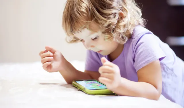 Çocukları Koruyun! Avrupa Birliği’nden Sosyal Medya Devlerine Uyarı