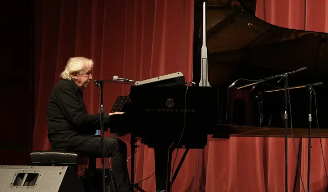 EBB'de Caz ve Oda Müziği Yoğun İlgiyle Devam Ediyor