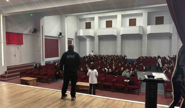 Eskişehir’de lise öğrencilerine afet ve yangın farkındalık eğitimi