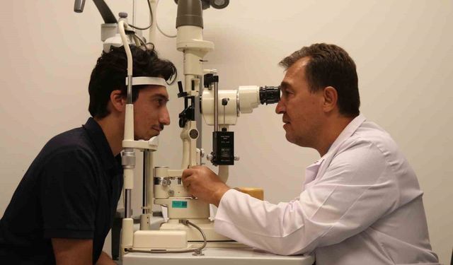 Göz doktoru uyardı: 2050’de her iki kişiden biri gözlük takmak zorunda kalabilir