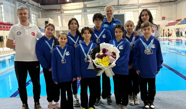 Eskişehir’in Su Perileri ve Prenslerinden Türkiye Şampiyonası’nda 11 Altın Madalya