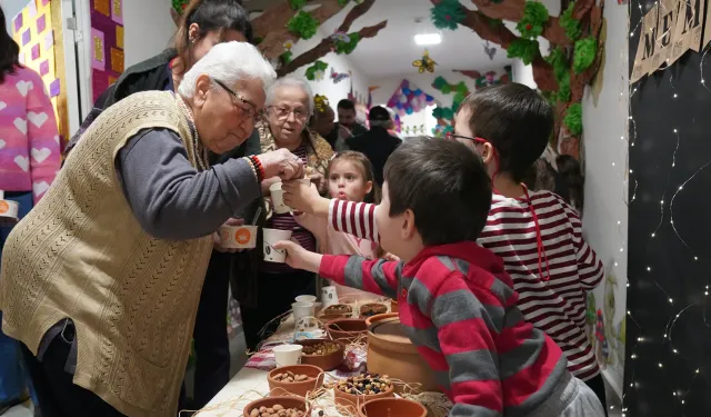 Minikler Yerli Malı Haftası’nı Yaşlılarla Birlikte Kutladı