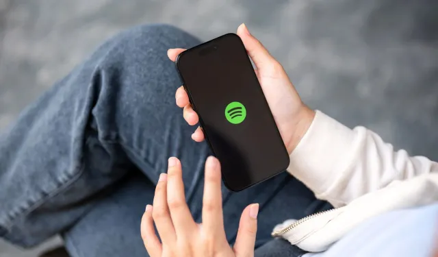 Spotify Türkiye'den Çekiliyor mu? Açıklama Geldi