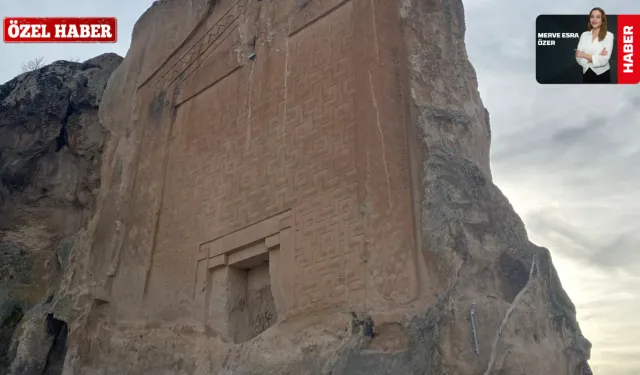 Friglerin Kutsal Tapınağı: Yazılıkaya Anıtları