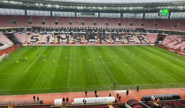 İki Eskişehir Temsilcisi Karşılaştı, Maç Başladı