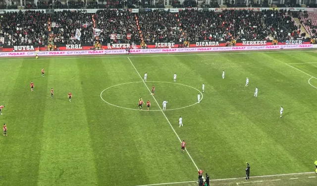 Fethi Heper Stadyumu’nda Gol Yağmuru Sürüyor