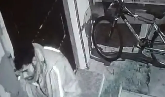 Apartman Balkonundaki Hırsızlık Anbean Kaydedildi: Ekipmanları Böyle Çaldı