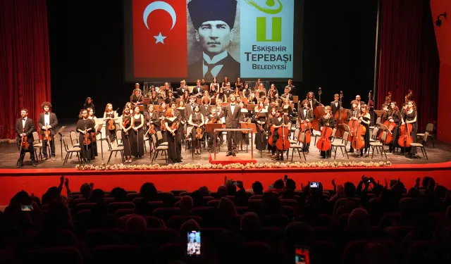 Gençlik Senfoni Orkestrası 52. Konseriyle Büyüledi