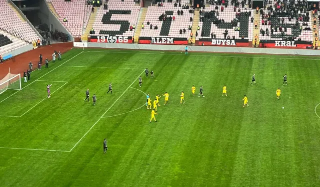 Eskişehir Derbisinde Tempo Yükseldi: İlk 45 Dakikada Goller Peş Peşe Geldi