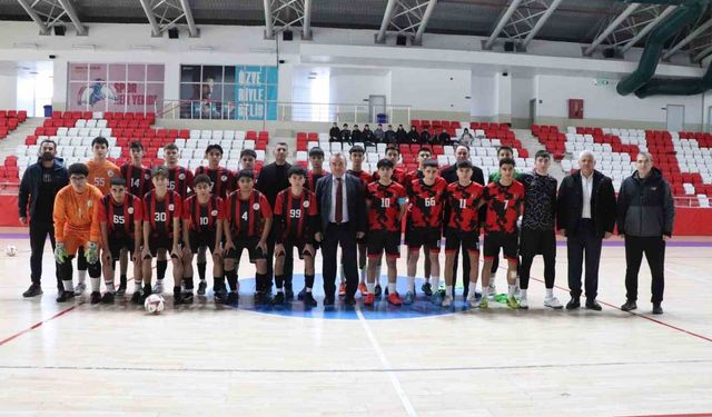 Bozüyük Okul Sporları Genç Erkek Futsal Maçları Başladı