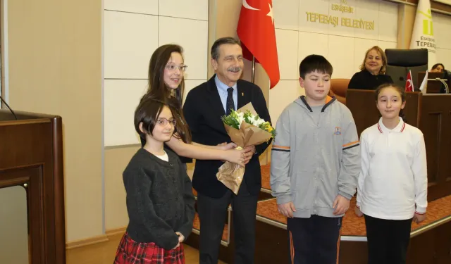 Tepebaşı Belediye Meclisi'nde Eko Okullar ve Çevre Çocuk Meclisi Tanıtıldı