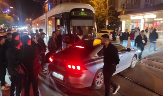 Eskişehir'de Tramvay Kazası: Maddi Hasar Meydana Geldi