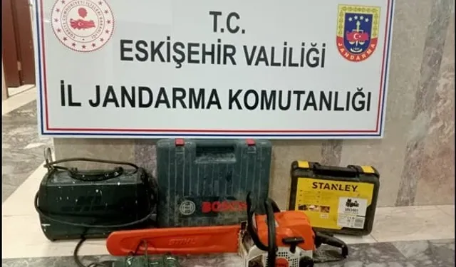 Evden Hırsızlık Yapan Şahıslara Jandarma Operasyonu