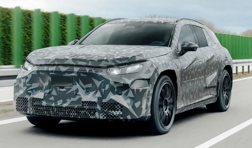 Mercedes-AMG'den elektrikli gövde gösterisi: 1300 beygirlik performans canavarları yolda!