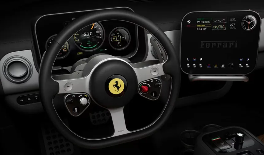 Ferrari'nin elektrikli canavarı Luce sahneye çıktı: Jony Ive imzalı retro kokpit şaşırttı!