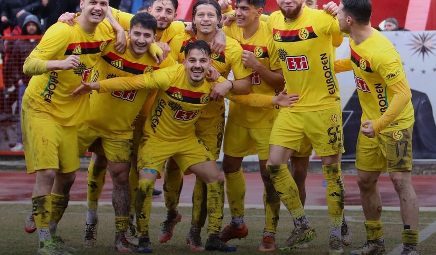 UŞAK’TA ŞİMŞEK ÇAKTI, ES-ES DÖRT KÖŞE: 0-4