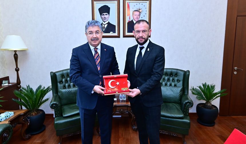 Zafer Partisi Eskişehir Valisi Yılmaz’ı Ziyaret Etti