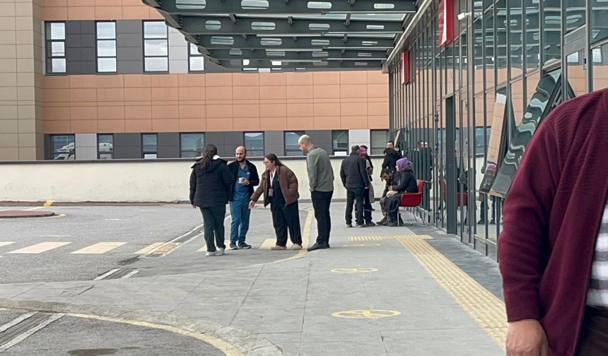 3’üncü Kattan Düşen Çocuk Yaşam Mücadelesi Veriyor