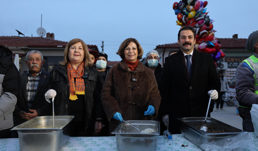 Ayşe Ünlüce Çifteler’de İftar Sofrasında