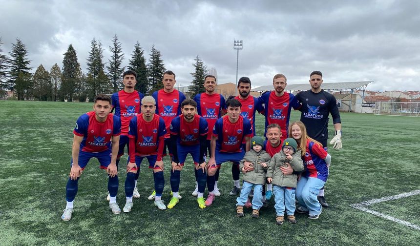 🏆 Eskişehir’de Şampiyonluk Alkışlarla Taçlandı: Demirspor Bölgesel Amatör Lig’de!