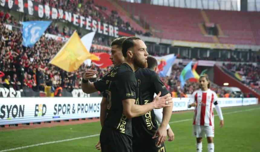 Şimşekler 7’de 7 yaptı! Durdurabilene aşk olsun...