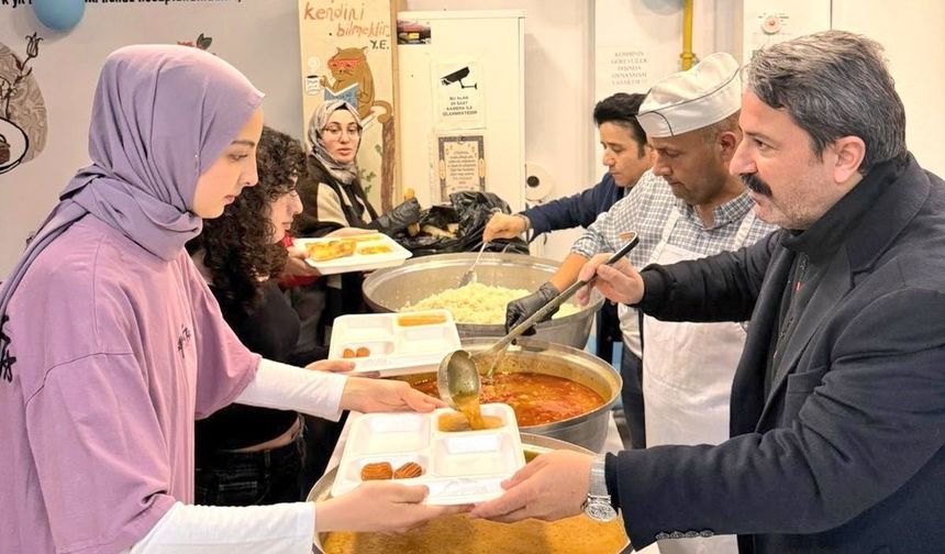 Eskişehir'de Gençlik Merkezlerinde İftar Buluşması