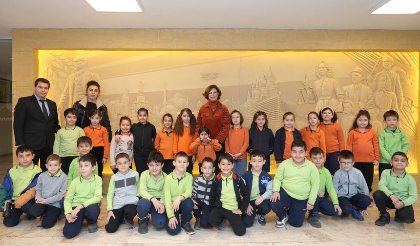 Meclis Salonu’nda Renkli Buluşma