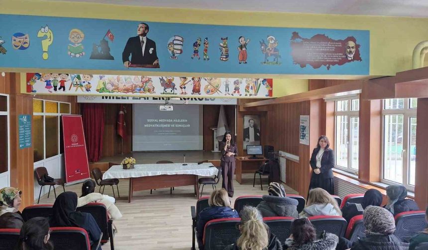 Eskişehir’de Velilere Dijital Dünya Uyarısı