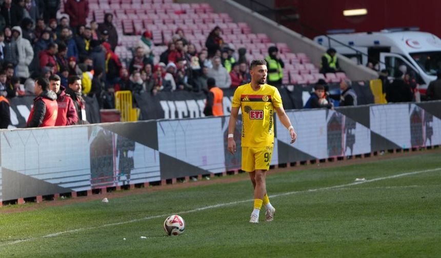 Eskişehirspor-Afyonspor Maçında İlk Yarı Sessiz Geçti